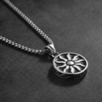 Sun pendant the extra