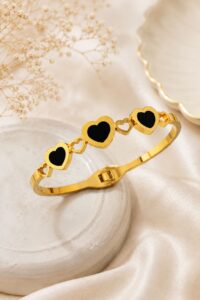 Womens Black & Golden Heart Anti Tarnish Bracelet - The Extra
