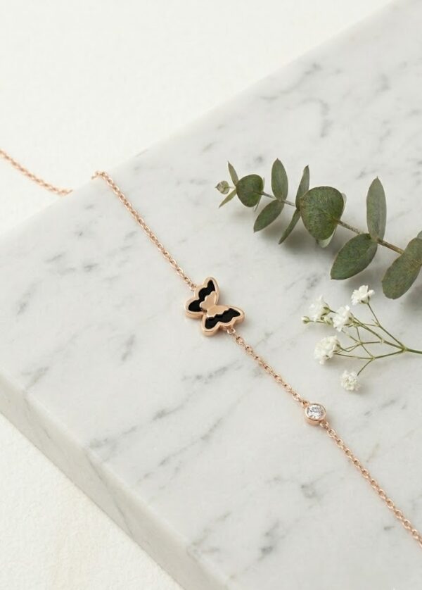 698d8eed-0774-4f1c-80d6-37e425dce988 698d8eed-0774-4f1c-80d6-37e425dce988